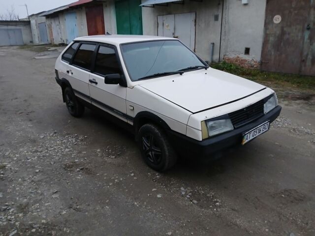 Білий ВАЗ 2109, об'ємом двигуна 1.5 л та пробігом 57 тис. км за 619 $, фото 2 на Automoto.ua
