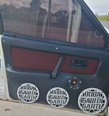 ВАЗ 2109 1992 у Кременчуге на Automoto.ua Білий ВАЗ 2109, об'ємом двигуна 1.5 л та пробігом 20 тис. км за 1400 $, фото 21 на Automoto.ua