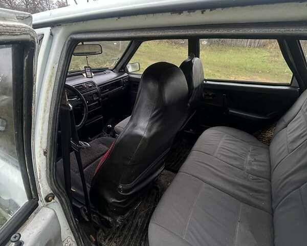 Белый ВАЗ 2109, объемом двигателя 1.1 л и пробегом 45 тыс. км за 850 $, фото 2 на Automoto.ua