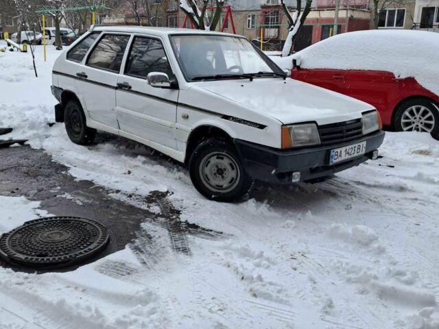 Белый ВАЗ 2109, объемом двигателя 1.3 л и пробегом 28 тыс. км за 1100 $, фото 4 на Automoto.ua