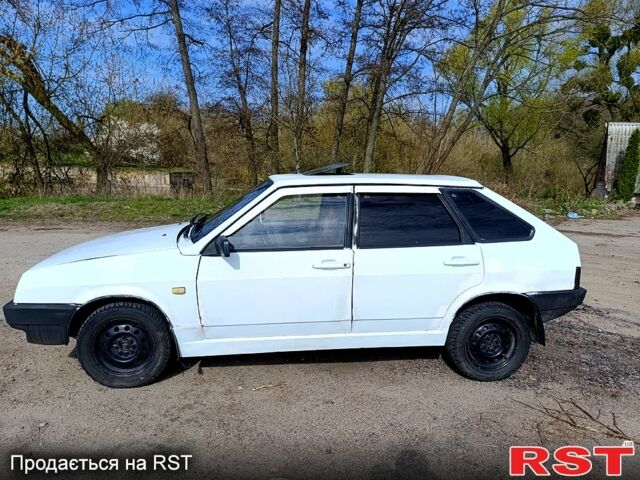 Белый ВАЗ 2109, объемом двигателя 1.5 л и пробегом 168 тыс. км за 899 $, фото 6 на Automoto.ua