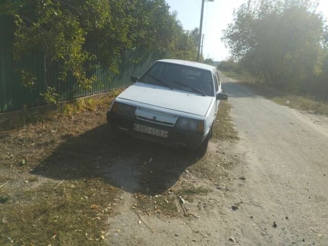 Белый ВАЗ 2109, объемом двигателя 0 л и пробегом 450 тыс. км за 474 $, фото 3 на Automoto.ua