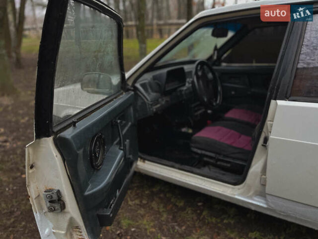 Білий ВАЗ 2109, об'ємом двигуна 1.5 л та пробігом 150 тис. км за 825 $, фото 19 на Automoto.ua