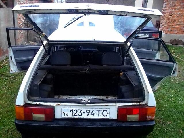Белый ВАЗ 2109, объемом двигателя 1.3 л и пробегом 85 тыс. км за 250 $, фото 10 на Automoto.ua