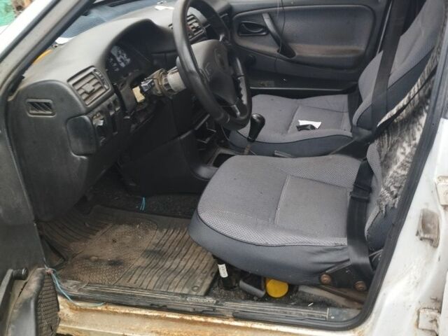 Білий ВАЗ 2109, об'ємом двигуна 1.5 л та пробігом 386 тис. км за 300 $, фото 4 на Automoto.ua