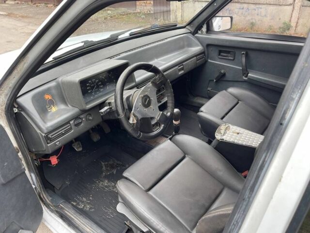 Белый ВАЗ 2109, объемом двигателя 1.5 л и пробегом 155 тыс. км за 650 $, фото 4 на Automoto.ua