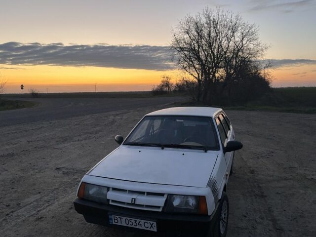 Белый ВАЗ 2109, объемом двигателя 1.3 л и пробегом 128 тыс. км за 1400 $, фото 4 на Automoto.ua