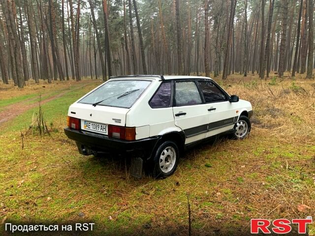 Белый ВАЗ 2109, объемом двигателя 1.5 л и пробегом 120 тыс. км за 900 $, фото 3 на Automoto.ua