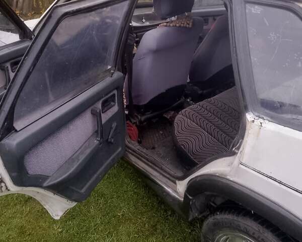 Белый ВАЗ 2109, объемом двигателя 1.29 л и пробегом 332 тыс. км за 790 $, фото 6 на Automoto.ua