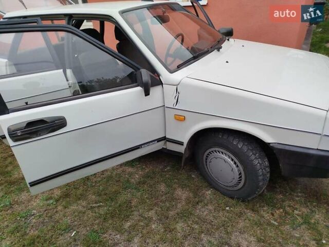 Белый ВАЗ 2109, объемом двигателя 1.29 л и пробегом 134 тыс. км за 1400 $, фото 10 на Automoto.ua
