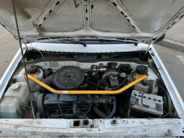 Белый ВАЗ 2109, объемом двигателя 1.5 л и пробегом 300 тыс. км за 1350 $, фото 7 на Automoto.ua