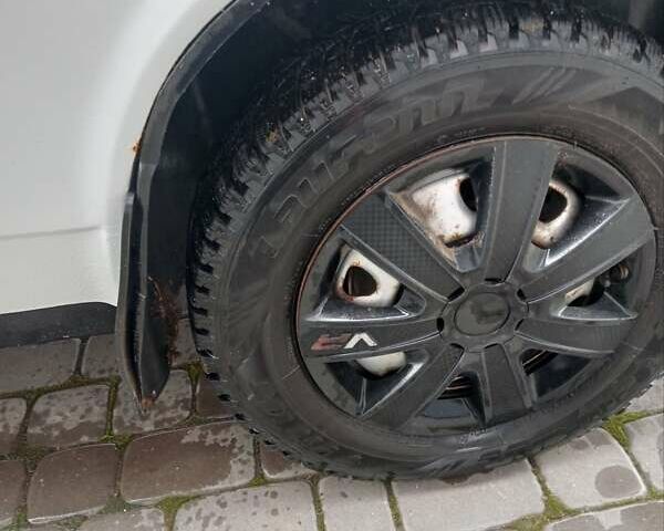 Белый ВАЗ 2109, объемом двигателя 1.3 л и пробегом 100 тыс. км за 700 $, фото 1 на Automoto.ua