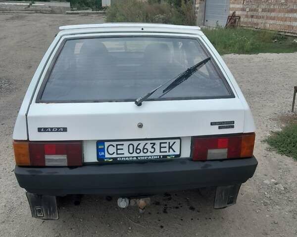 Белый ВАЗ 2109, объемом двигателя 1.5 л и пробегом 305 тыс. км за 1300 $, фото 3 на Automoto.ua