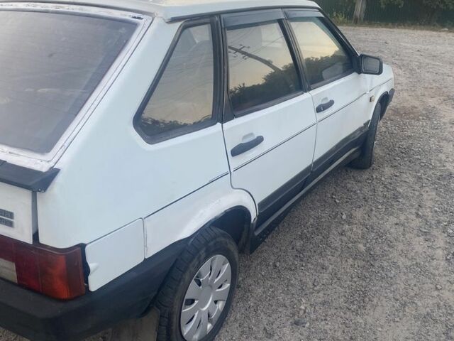 Белый ВАЗ 2109, объемом двигателя 1.3 л и пробегом 1 тыс. км за 600 $, фото 3 на Automoto.ua