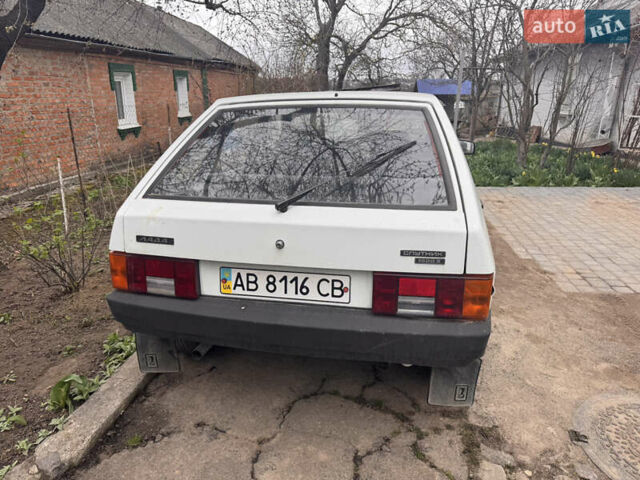 Белый ВАЗ 2109, объемом двигателя 1.5 л и пробегом 73 тыс. км за 1600 $, фото 3 на Automoto.ua