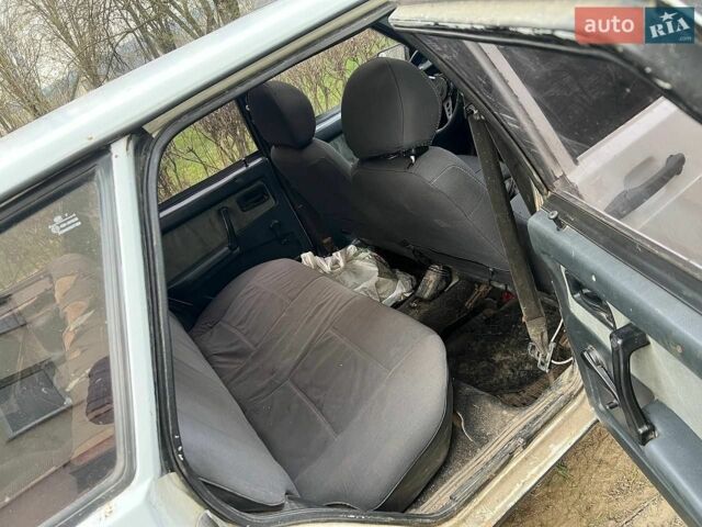 Білий ВАЗ 2109, об'ємом двигуна 1.5 л та пробігом 298 тис. км за 671 $, фото 4 на Automoto.ua