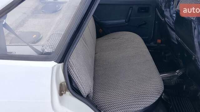 Белый ВАЗ 2109, объемом двигателя 1.5 л и пробегом 160 тыс. км за 1100 $, фото 11 на Automoto.ua