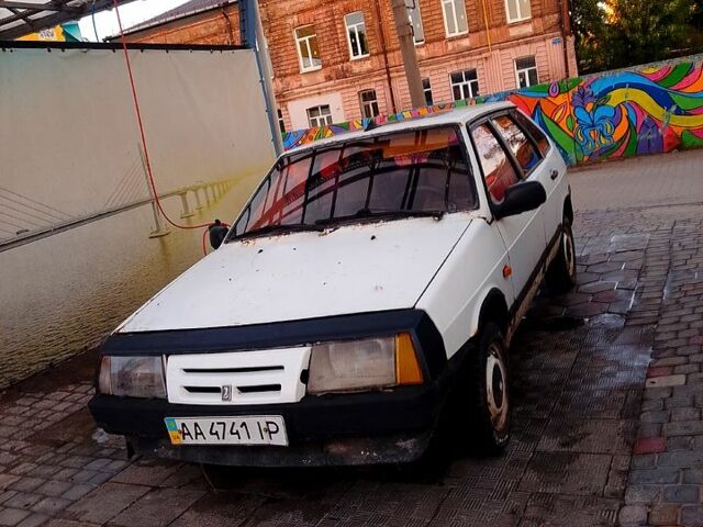 Белый ВАЗ 2109, объемом двигателя 1.5 л и пробегом 0 тыс. км за 350 $, фото 1 на Automoto.ua