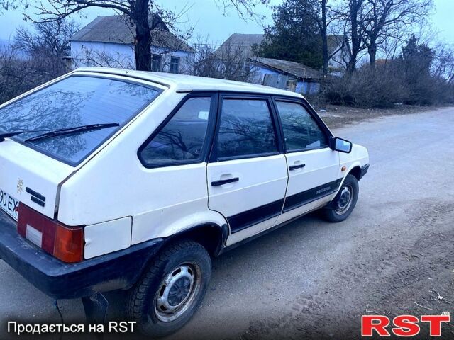 Белый ВАЗ 2109, объемом двигателя 1.5 л и пробегом 0 тыс. км за 800 $, фото 5 на Automoto.ua