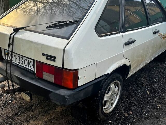 Білий ВАЗ 2109, об'ємом двигуна 1.5 л та пробігом 295 тис. км за 690 $, фото 3 на Automoto.ua