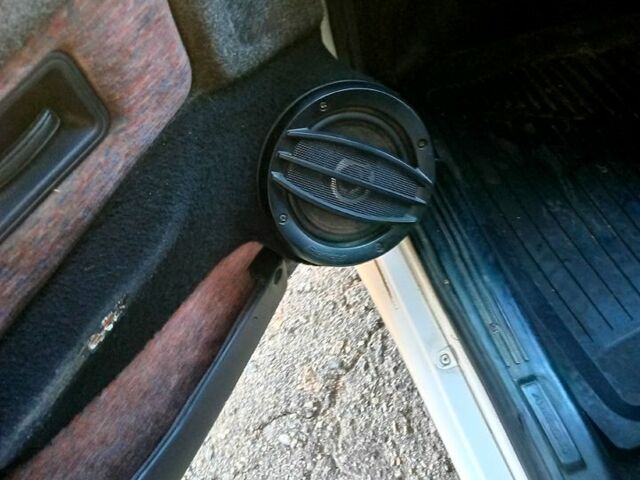 Белый ВАЗ 2109, объемом двигателя 1.1 л и пробегом 140 тыс. км за 1300 $, фото 5 на Automoto.ua