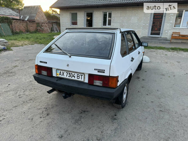 Белый ВАЗ 2109, объемом двигателя 1.29 л и пробегом 100 тыс. км за 1450 $, фото 2 на Automoto.ua