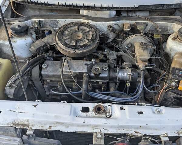 ВАЗ 2109 1992 в Хмельницком на Automoto.ua Белый ВАЗ 2109, объемом двигателя 1.29 л и пробегом 50 тыс. км за 700 $, фото 3 на Automoto.ua