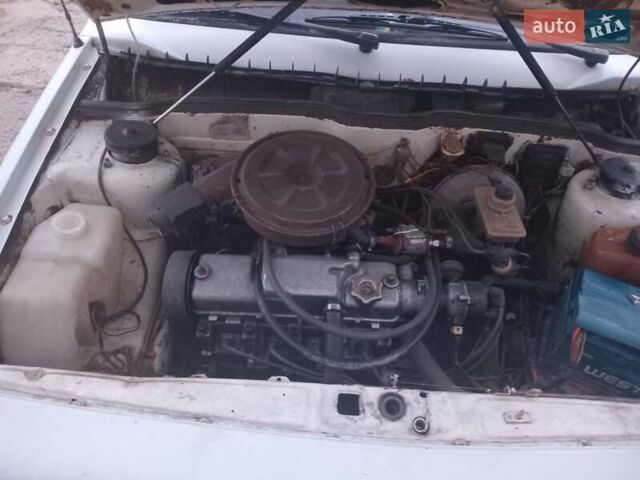 Белый ВАЗ 2109, объемом двигателя 1.3 л и пробегом 250 тыс. км за 850 $, фото 3 на Automoto.ua