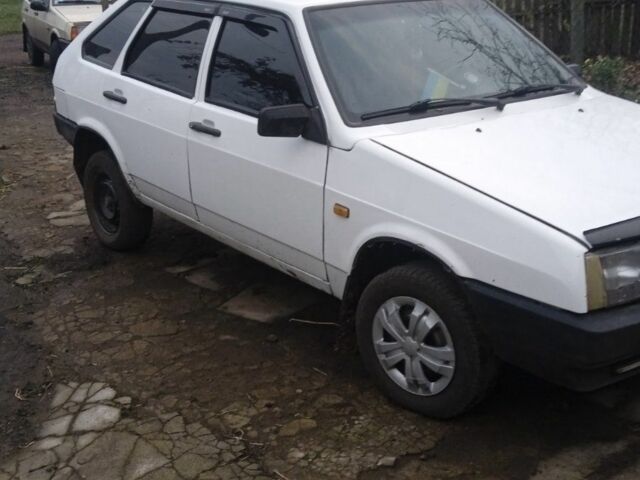 Белый ВАЗ 2109, объемом двигателя 1.3 л и пробегом 1 тыс. км за 1309 $, фото 6 на Automoto.ua