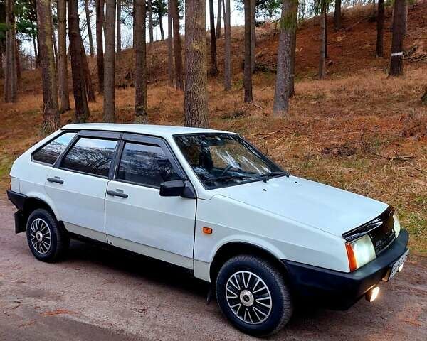 Білий ВАЗ 2109, об'ємом двигуна 1.5 л та пробігом 325 тис. км за 1000 $, фото 10 на Automoto.ua
