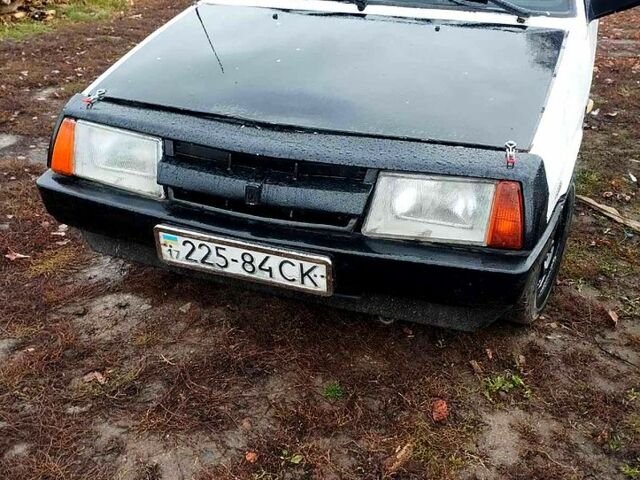 Білий ВАЗ 2109, об'ємом двигуна 1.5 л та пробігом 220 тис. км за 400 $, фото 4 на Automoto.ua