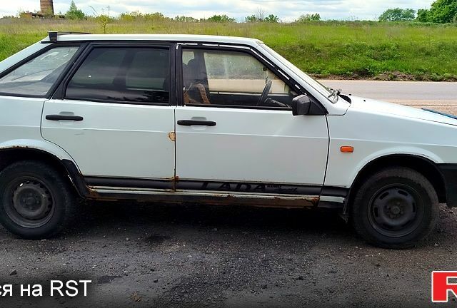 Білий ВАЗ 2109, об'ємом двигуна 1.3 л та пробігом 347 тис. км за 750 $, фото 5 на Automoto.ua
