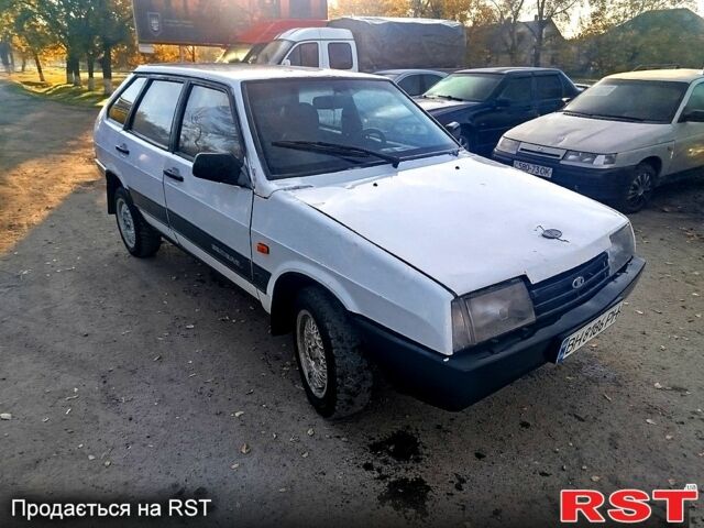 Белый ВАЗ 2109, объемом двигателя 1.5 л и пробегом 0 тыс. км за 780 $, фото 2 на Automoto.ua