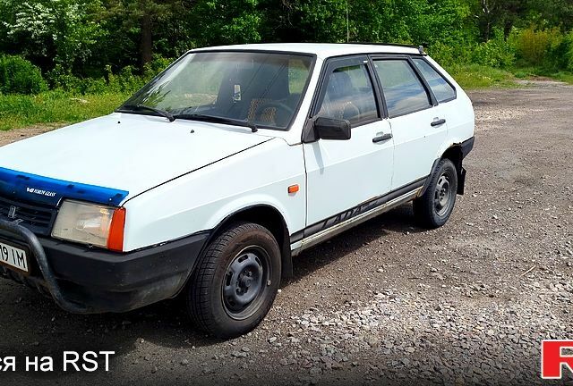 Білий ВАЗ 2109, об'ємом двигуна 1.3 л та пробігом 347 тис. км за 750 $, фото 4 на Automoto.ua