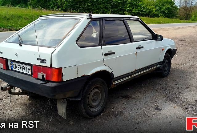 Білий ВАЗ 2109, об'ємом двигуна 1.3 л та пробігом 347 тис. км за 750 $, фото 3 на Automoto.ua