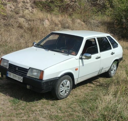 Білий ВАЗ 2109, об'ємом двигуна 1.5 л та пробігом 5 тис. км за 900 $, фото 2 на Automoto.ua