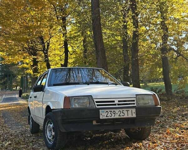 Белый ВАЗ 2109, объемом двигателя 1.3 л и пробегом 200 тыс. км за 900 $, фото 7 на Automoto.ua