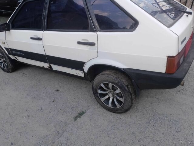 Білий ВАЗ 2109, об'ємом двигуна 1.5 л та пробігом 1 тис. км за 721 $, фото 4 на Automoto.ua