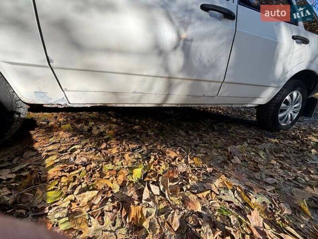 Белый ВАЗ 2109, объемом двигателя 1.3 л и пробегом 200 тыс. км за 900 $, фото 26 на Automoto.ua