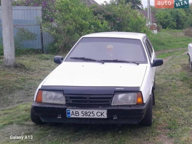 Білий ВАЗ 2109, об'ємом двигуна 1.5 л та пробігом 300 тис. км за 750 $, фото 6 на Automoto.ua