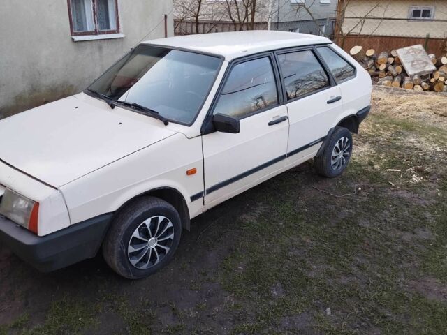 Белый ВАЗ 2109, объемом двигателя 0 л и пробегом 89 тыс. км за 570 $, фото 1 на Automoto.ua