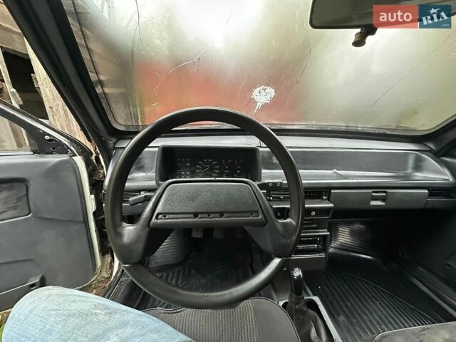 Білий ВАЗ 2109, об'ємом двигуна 1.3 л та пробігом 333 тис. км за 800 $, фото 8 на Automoto.ua