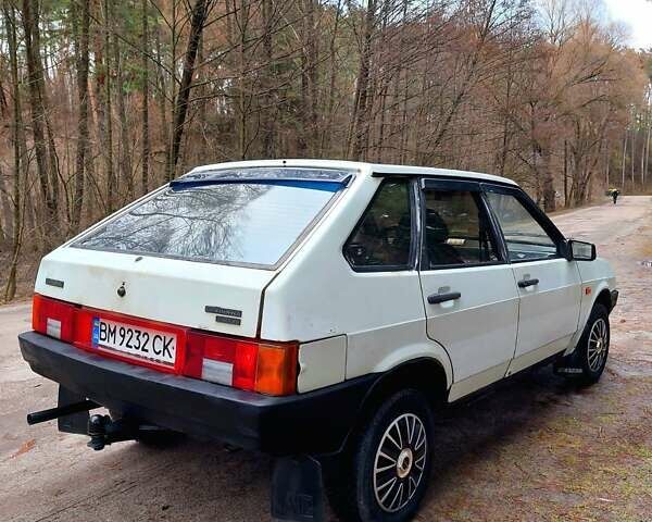 Білий ВАЗ 2109, об'ємом двигуна 1.5 л та пробігом 325 тис. км за 1000 $, фото 6 на Automoto.ua