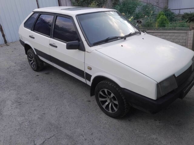 Білий ВАЗ 2109, об'ємом двигуна 1.5 л та пробігом 1 тис. км за 721 $, фото 3 на Automoto.ua