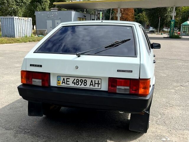 Белый ВАЗ 2109, объемом двигателя 1.5 л и пробегом 133 тыс. км за 2000 $, фото 1 на Automoto.ua