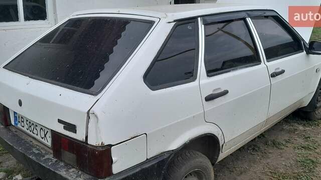 Білий ВАЗ 2109, об'ємом двигуна 1.5 л та пробігом 300 тис. км за 750 $, фото 9 на Automoto.ua