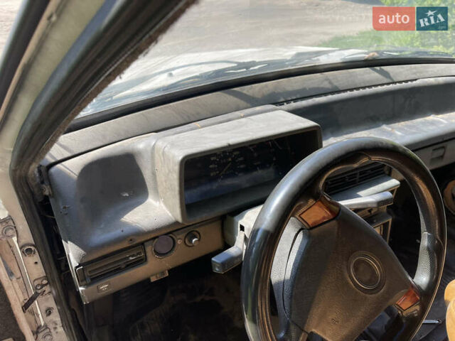 Белый ВАЗ 2109, объемом двигателя 1.5 л и пробегом 11 тыс. км за 700 $, фото 6 на Automoto.ua