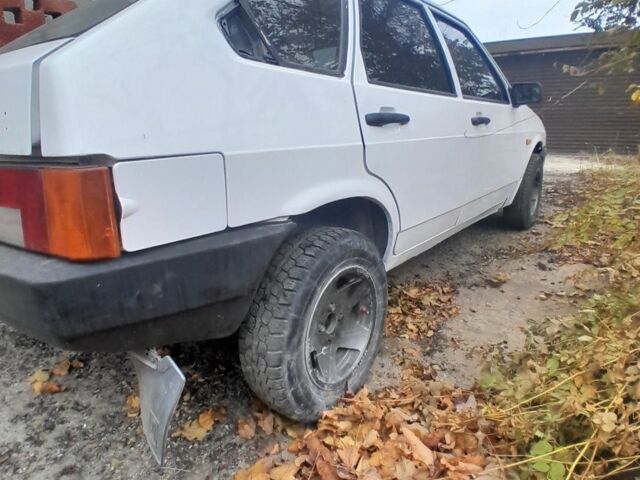 Белый ВАЗ 2109, объемом двигателя 1.3 л и пробегом 138 тыс. км за 1313 $, фото 2 на Automoto.ua