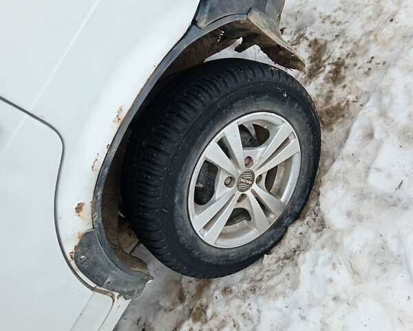 Белый ВАЗ 2109, объемом двигателя 1.5 л и пробегом 350 тыс. км за 1250 $, фото 1 на Automoto.ua