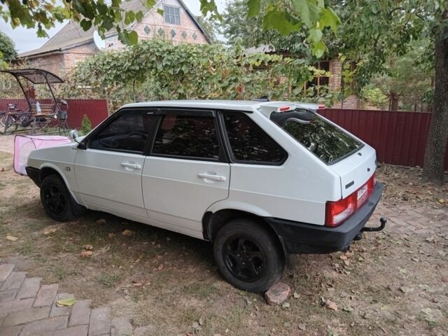 Белый ВАЗ 2109, объемом двигателя 1.3 л и пробегом 1 тыс. км за 1900 $, фото 3 на Automoto.ua